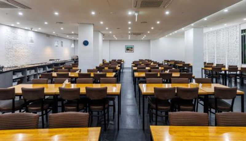 Sala śniadaniowa w restauracji - Shin Shin Hotel Jeju Eastern