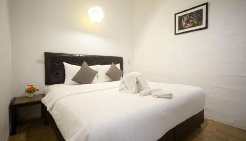 Kamer - The Warehouse Chiang Mai