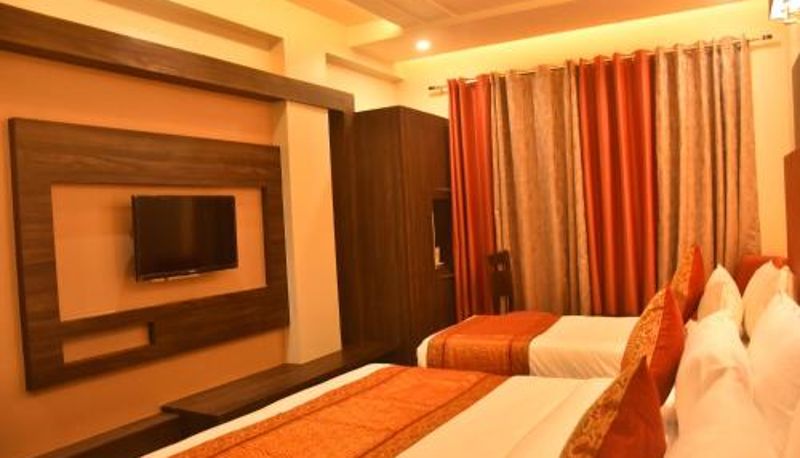 Habitación familiar - Hotel Abhinav International