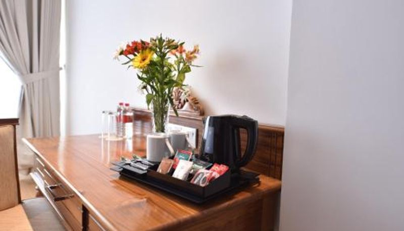 Info - Araliya Red - Budget friendly Hotel- Where you find stunning 360 panoramic view of Nuwara Eliya