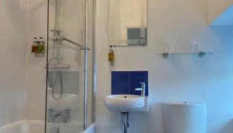 Bagno - The Gordon Arms Restaurant with Rooms