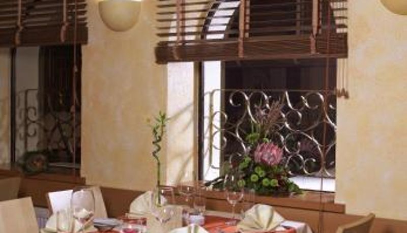 Sala de desayunos dentro del restaurante - Gasthof zur Grenze