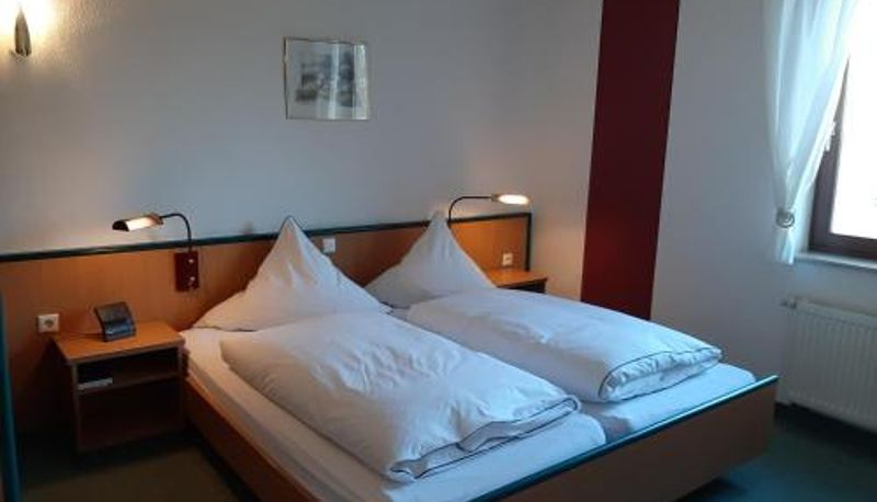 Info - Hotel & Restaurant Eichholz