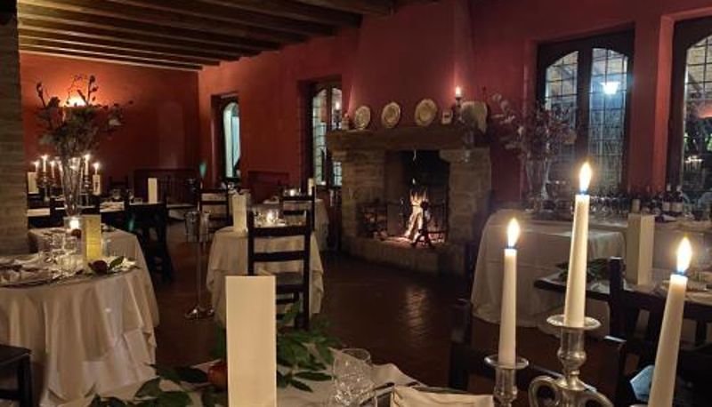 Sala prima colazione all'interno del ristorante - Torre del Barbagianni - Castello di Gropparello