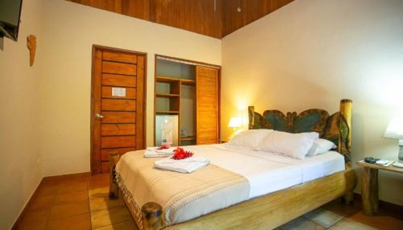 Info - Casa Merlin Yoga & Welness Hotel