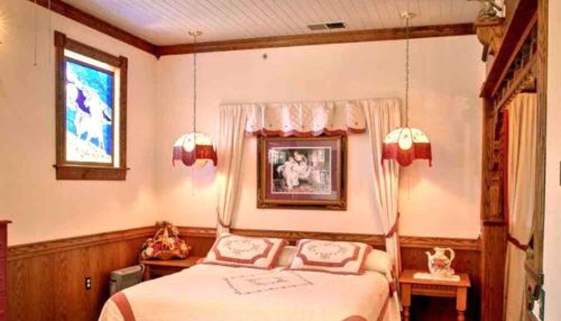 Zimmer - Mariposa Hotel Inn