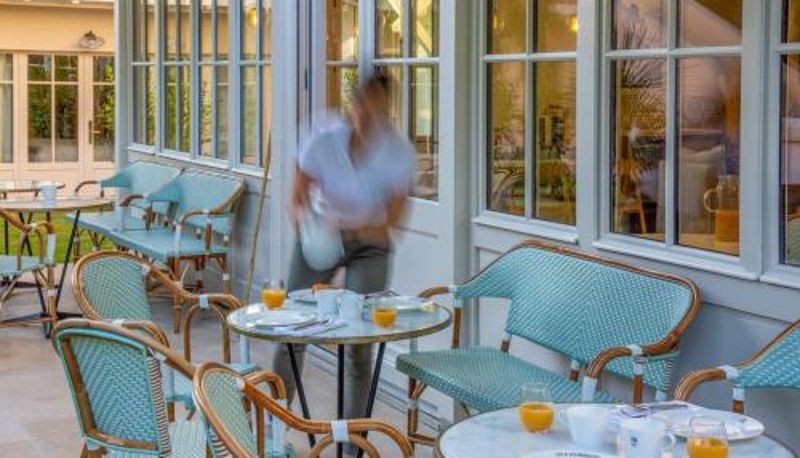 Frühstücksraum innerhalb des Restaurants - La Villa du Moulleau