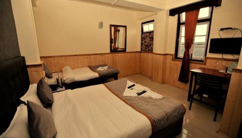 Dreibettzimmer - The Griffon's Nest