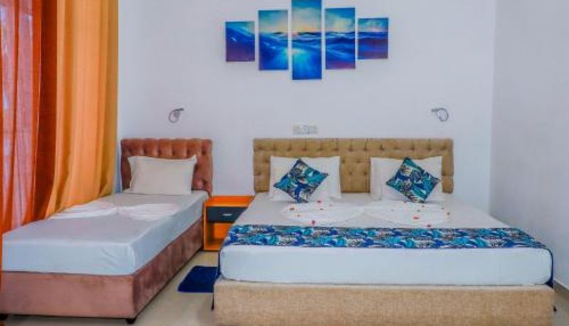 Kamer - Amber House Lanka