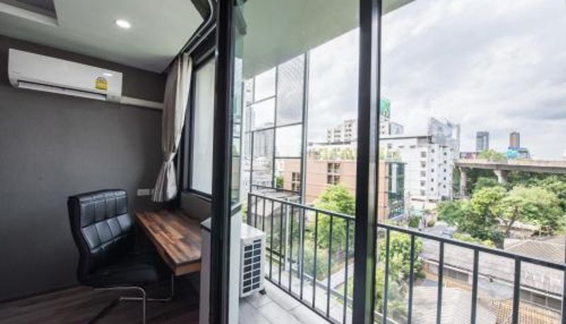 Camera - Bangkok City Link Hotel