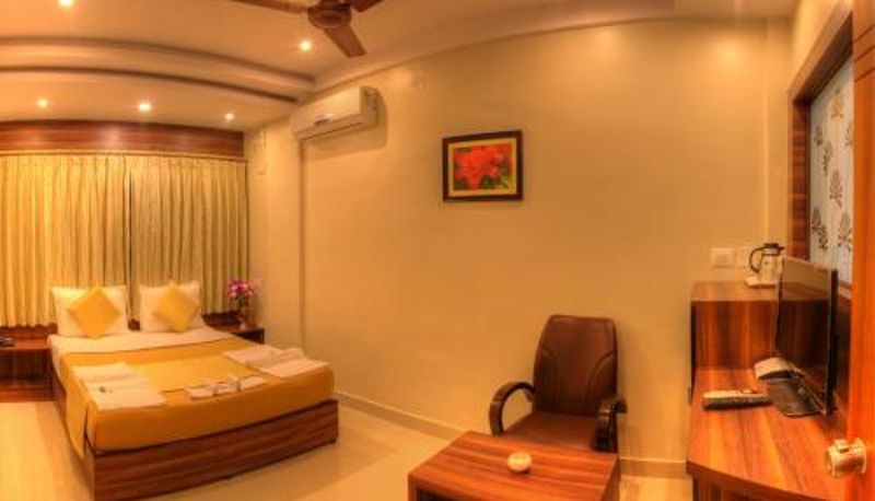 Camera - Hotel Aditya
