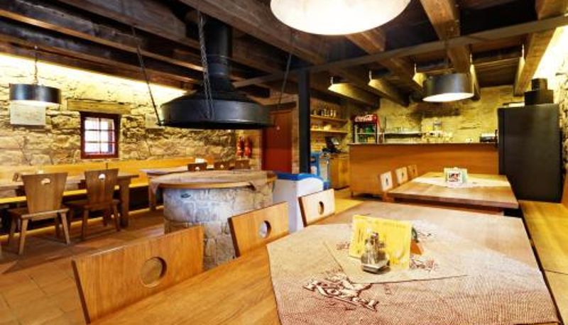 Frukostrum i restaurangen - Porčův mlýn