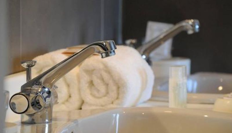 Room - Hotel Salons De Vrede
