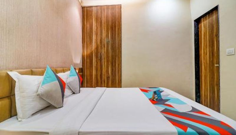 Room - FabHotel Grand Heritage - Nr BKC