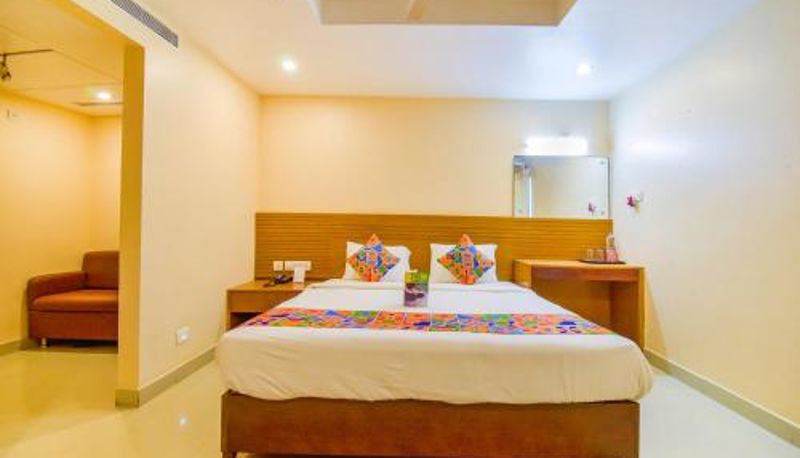 Oda - FabHotel Deccan Heritage - Abids