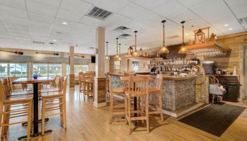 Restoran içinde kahvaltı salonu - Surf City Hotel