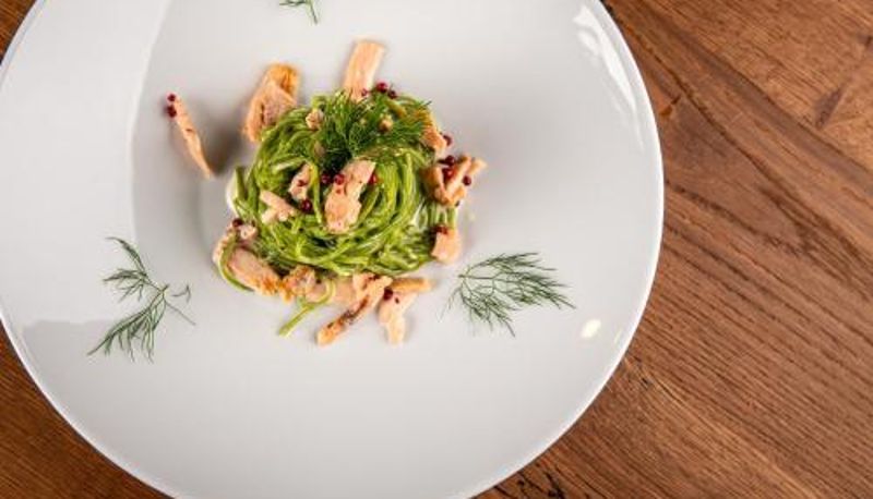 Frühstücksraum innerhalb des Restaurants - Hotel B&B Feldmessner