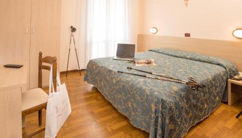 Room - Hotel Trevi