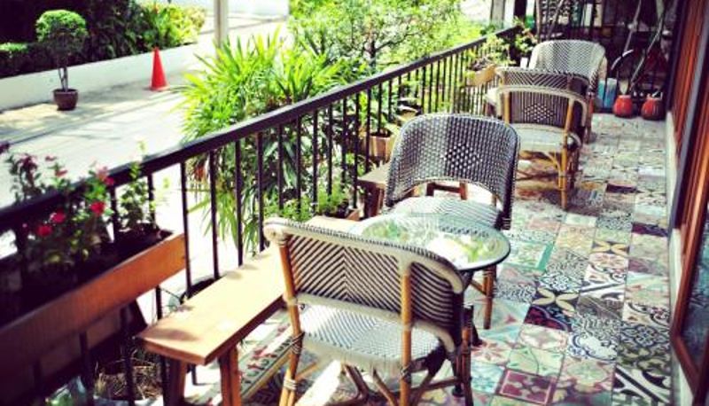 Sala de desayunos dentro del restaurante - Nandha Hotel
