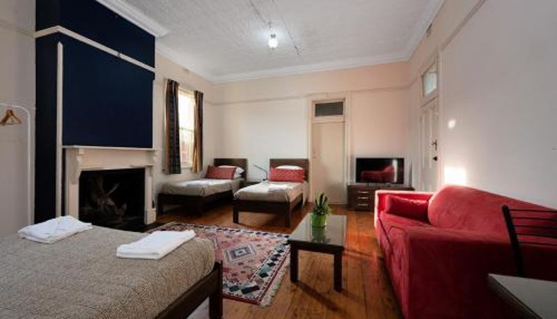 Zimmer - Commercial Travellers House