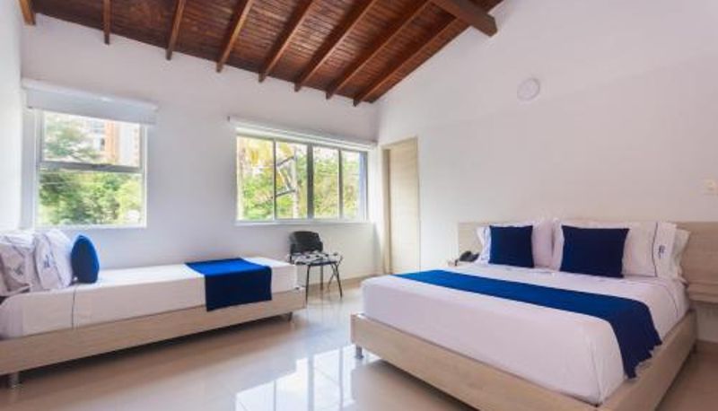 Tripla - Hotel Suite del Parque