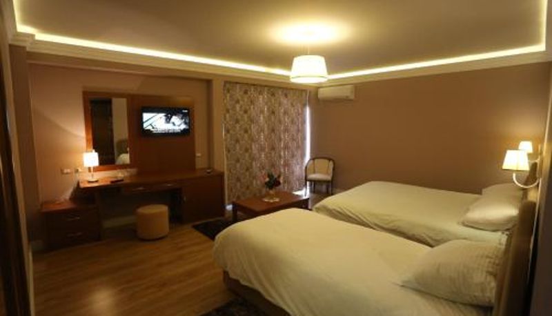 Üç kişilik oda - Perla Hotel