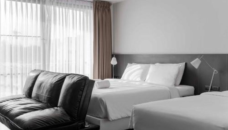 Chambre - POR Thapae Gate