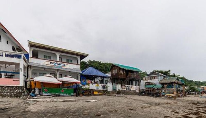 Hotel Außenbreich - Monaliza Surf Resort La Union