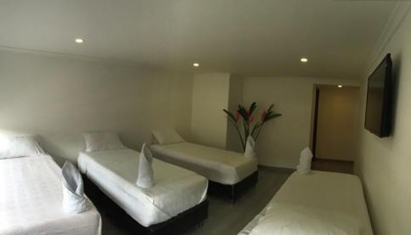 Habitación - Hotel Metro 26