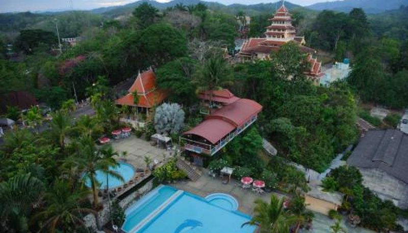 Piscina - Grand Mandarin Betong Hotel