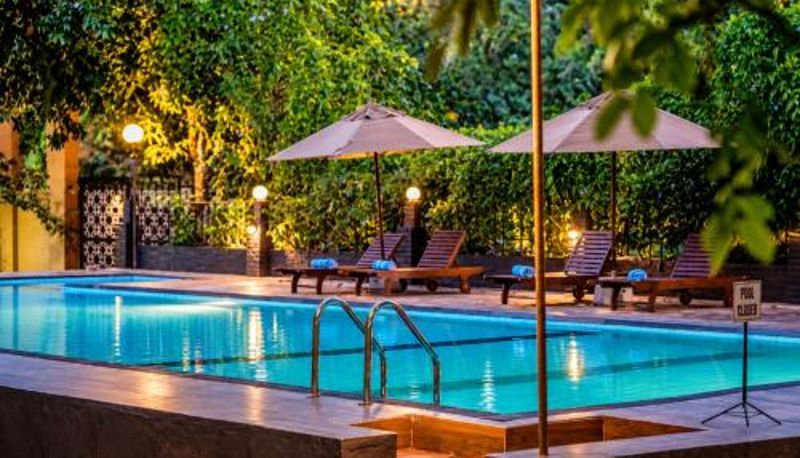 プール - Lavendish Country Resort