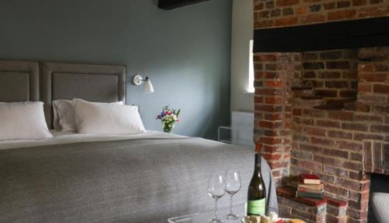 Zimmer - The Swan at Forest Row