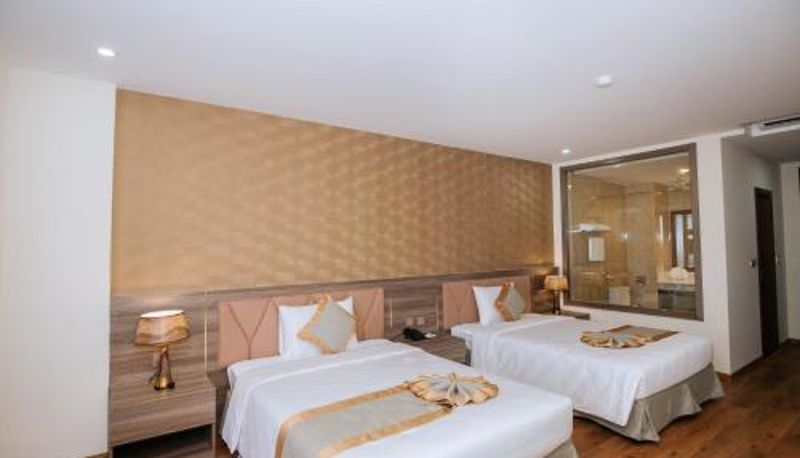 Zimmer - Thông Đỏ Hotel