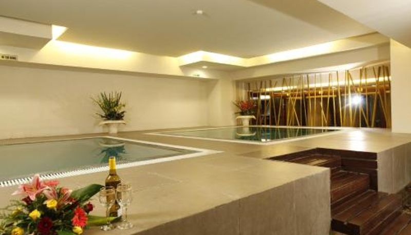 Basen - Majestic Mong Cai Hotel
