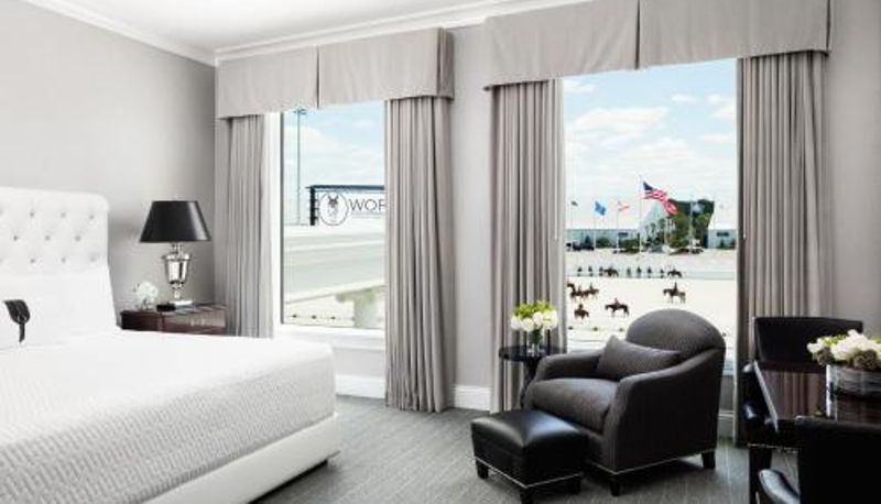 Oda - The Equestrian Hotel