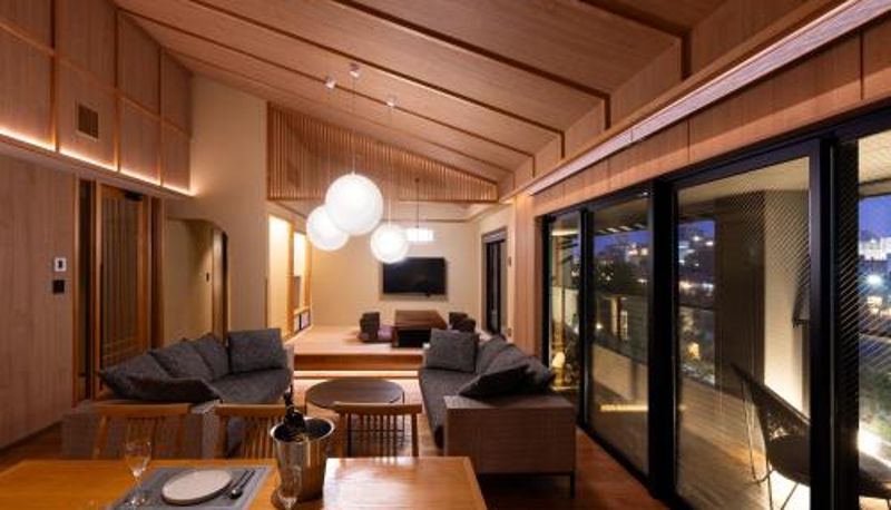 Suite - Rinn Gion Shirakawa
