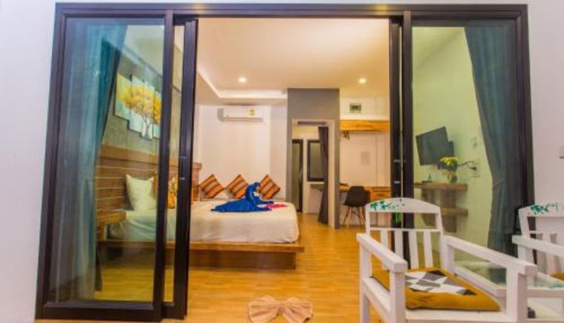 Kamer - The Ozo Kohtao