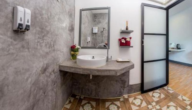 Kamer - The Ozo Kohtao