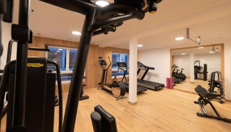 Zona de bienestar y gimnasio - Boutique Hundehotel Bergzeit