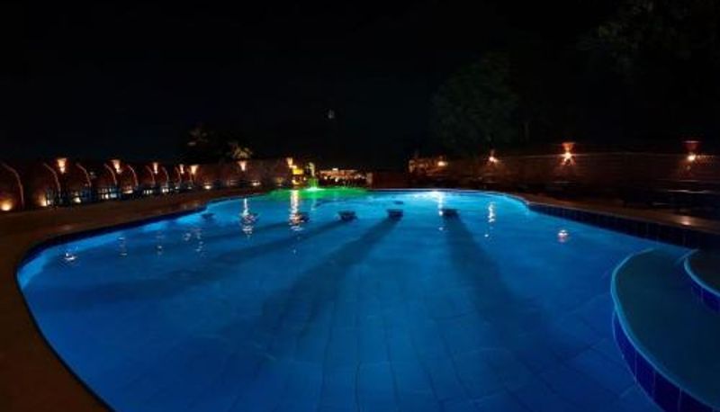 Havuz - Al Baeirat Hotel