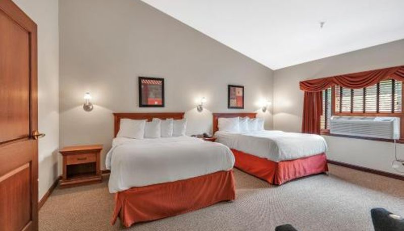 Camera - The Inn at Ohio Northern University