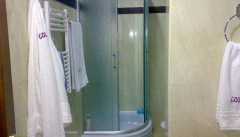 Bagno - Hotel Colombo Elbasan