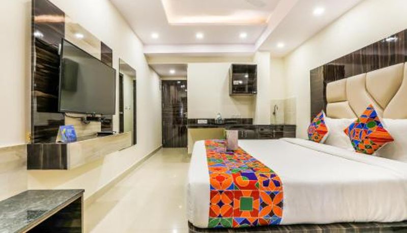 Oda - FabHotel Crown Heights - Nr Kormangala Club
