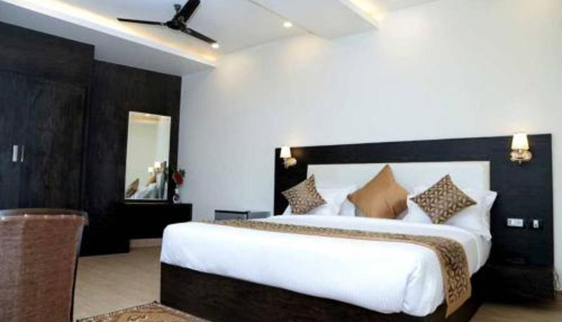 Info - Hotel Vinayak Lifestyle Hotels