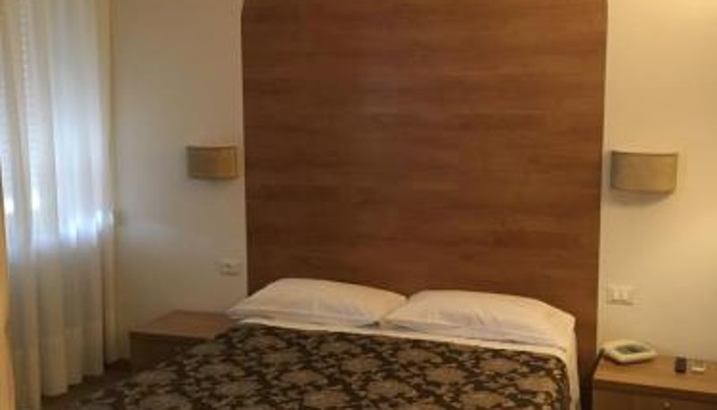 Room - Hotel Europa Parking