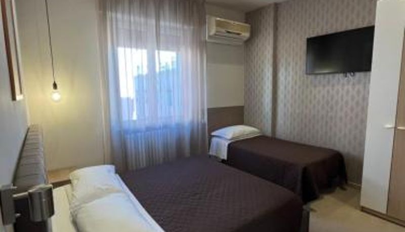 Triple room - Hotel Europa Parking