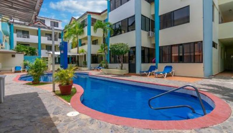 Piscina - Hotel Plaza Europa