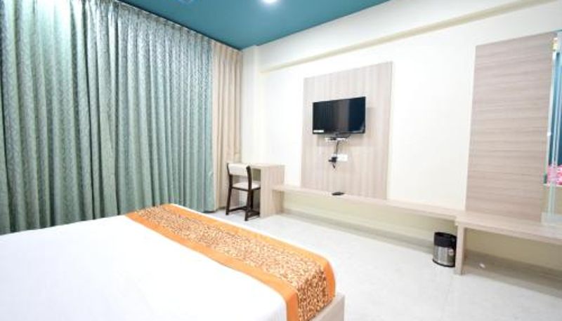 Info - The Sky Imperial- Hotel Gopal Darshan