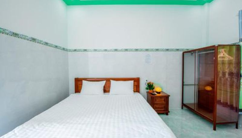 Info - Hotel Nguyên Toàn