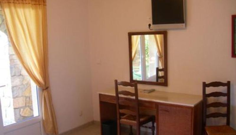Room - Hôtel de la Madeleine Anduze